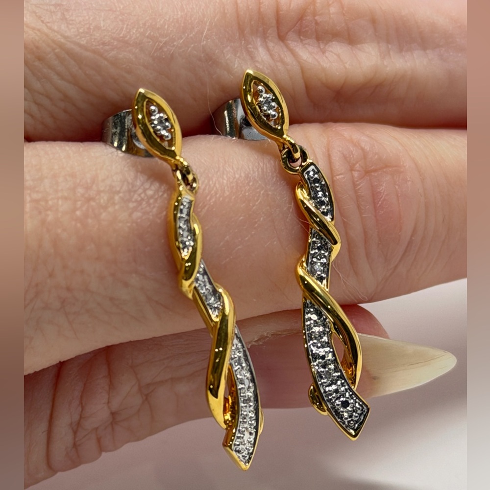 Danbury Mint Gold and Silver Spiral Drop Earrings
